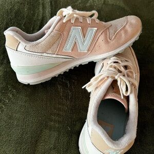 New Balance Light Pink Athletic Shoes/Fashion Sneakers